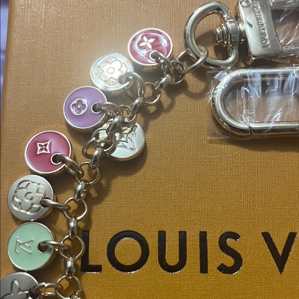 Louis Vuitton Multi-Colored, Gold Charm Purse Chain - Picture 3 of 4